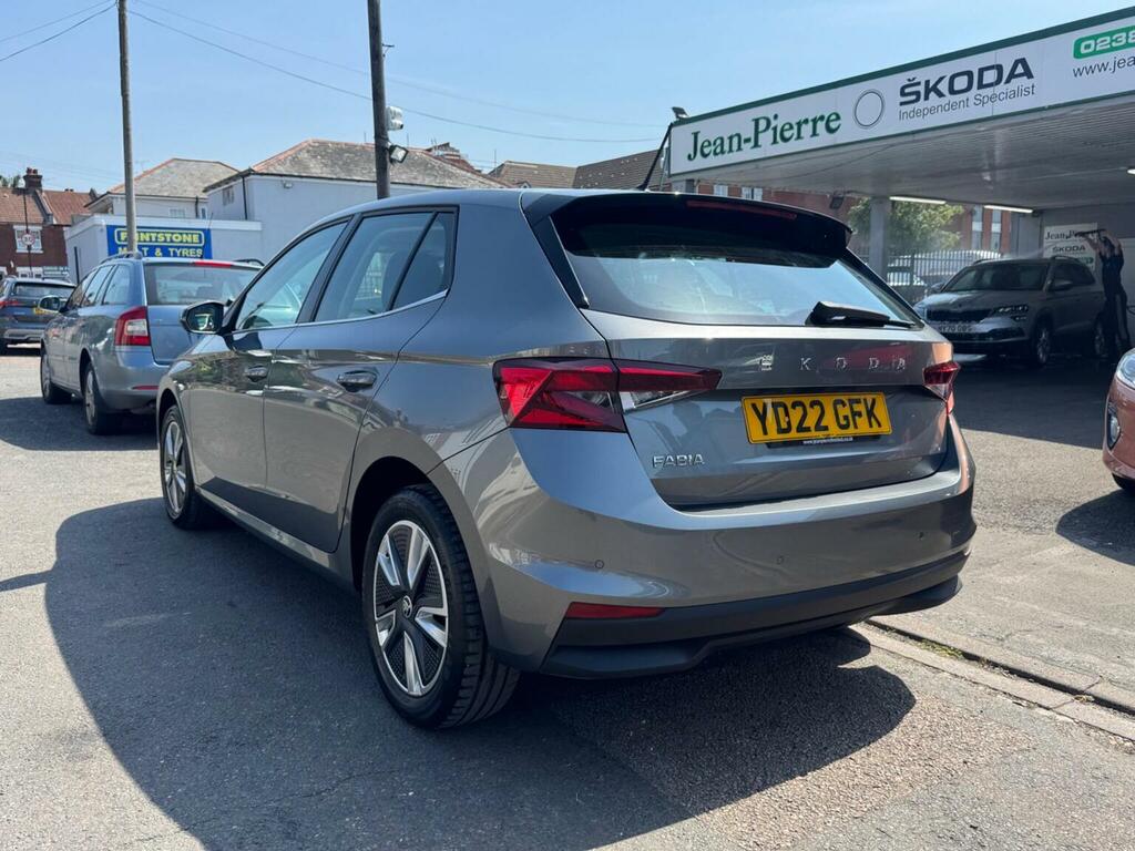 Skoda Fabia 1.0 Tsi Se L Dsg Euro 6 Ss Grey #4