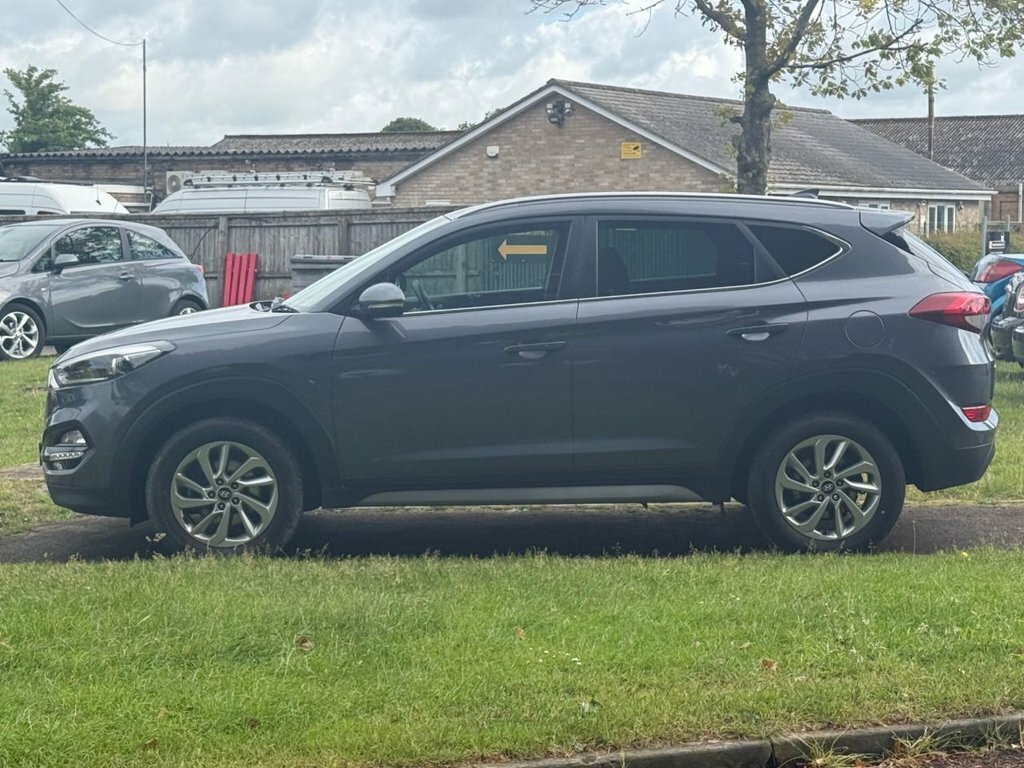 Hyundai Tucson 1.7L Premium WU67YWK Grey #4