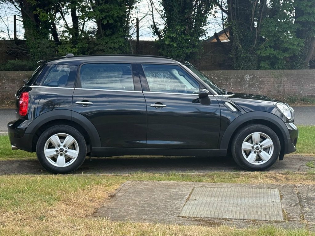Mini Countryman 1.6L Cooper D AK64GDJ Black #5