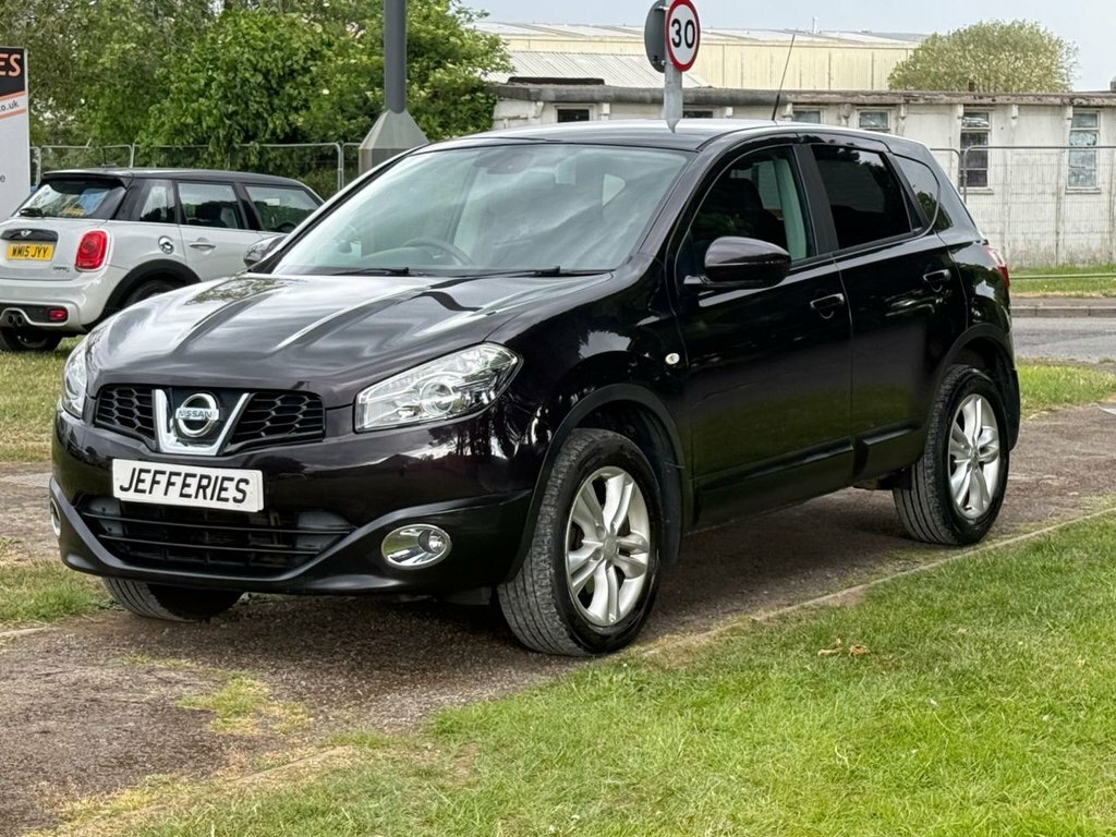 Nissan Qashqai 2.0 N-tec Hatchback Grey #3
