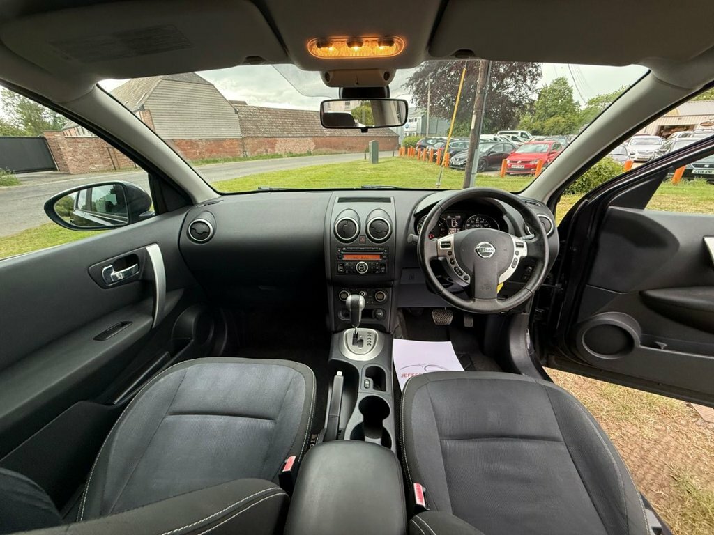 Nissan Qashqai 2.0 N-tec Hatchback Grey #13