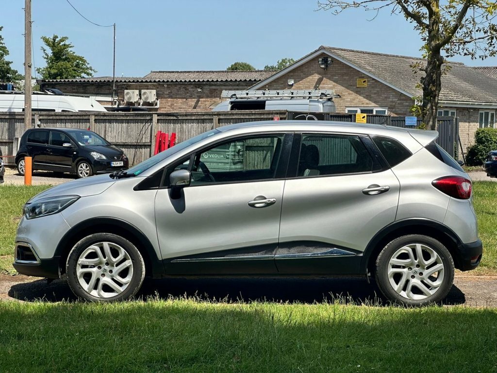 Renault Captur 0.9L Dynamique Medianav YB63NHK Silver #4