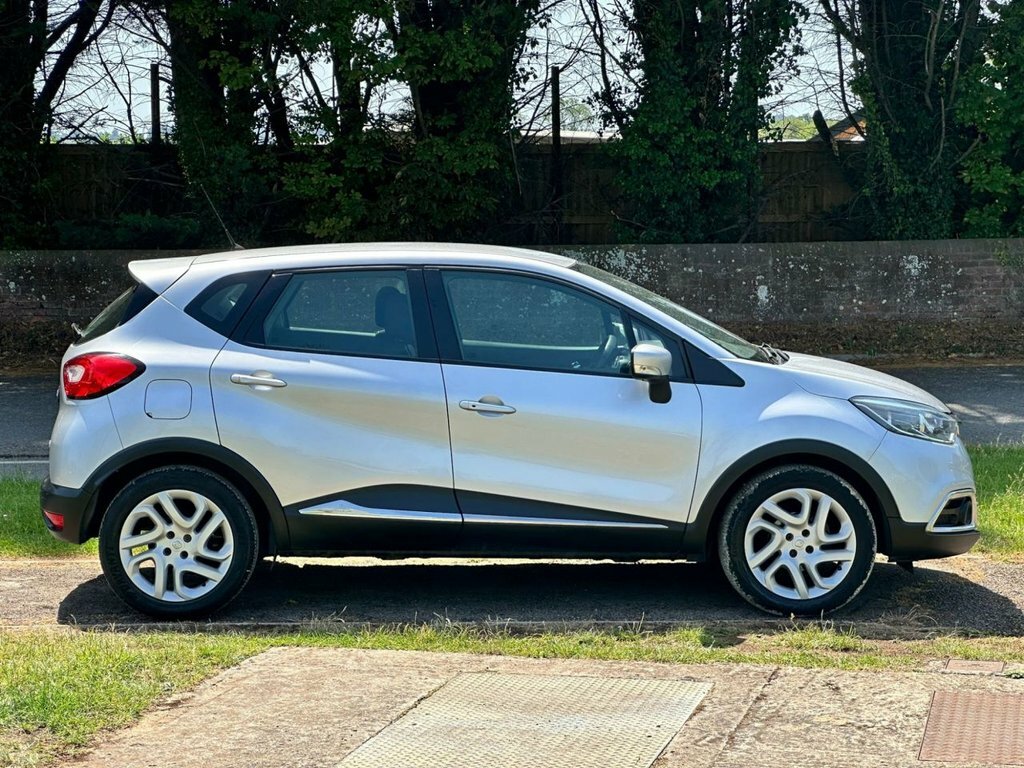 Renault Captur 0.9L Dynamique Medianav YB63NHK Silver #5