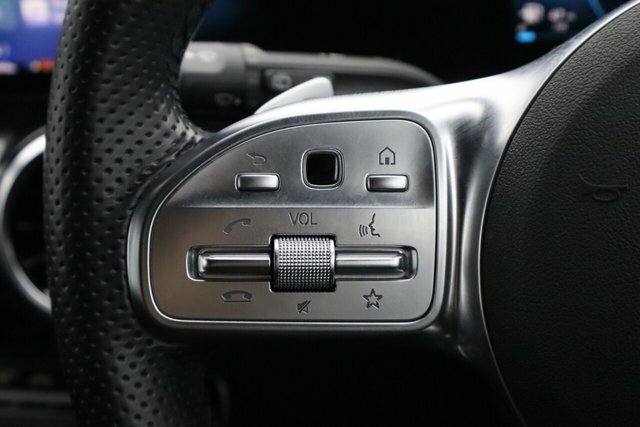 Mercedes-Benz GLA Class 200D Amg Line Premium 2022 Black #18