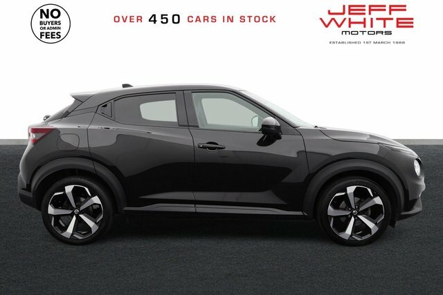 Nissan Juke Dig-t Tekna Suv DX22XUD Black #6