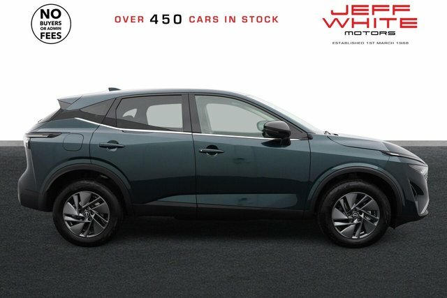 Nissan Qashqai Dig-t Mhev Acenta Premium YB75XHJ Green #6