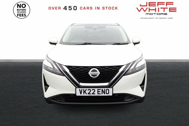 Nissan Qashqai Dig-t Mhev N-connecta White #4