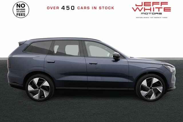 Volvo EX90 Performance 111Kwh Ultra Blue #5