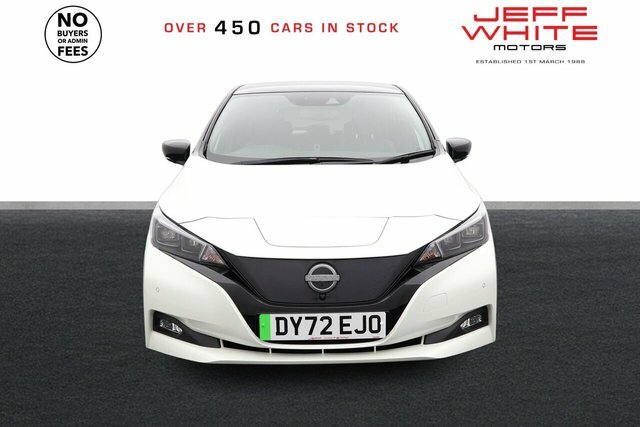 Nissan Leaf Tekna Apple DY72EJO White #4