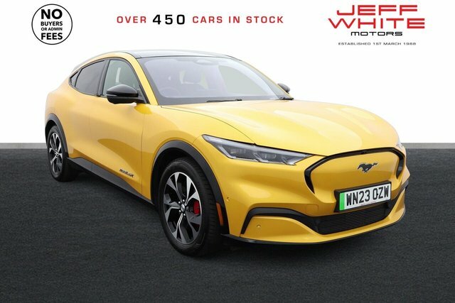 Ford Mustang Mach-E Range 91Kwh Orange