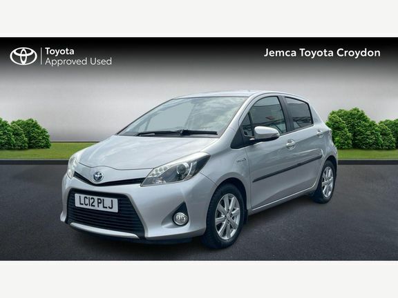 Toyota Yaris T4 1.5Cvt Tg Pro Silver #3