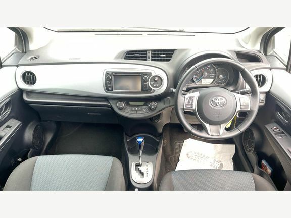 Toyota Yaris T4 1.5Cvt Tg Pro Silver #6
