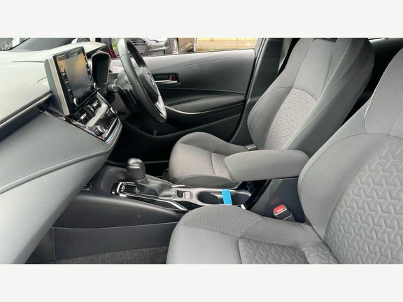 Toyota Corolla Design 2.0 Hybrid Hb Sw  #5