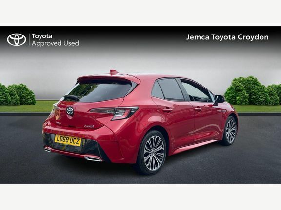 Toyota Corolla Design 2.0 Hybrid Hb Sw  #2
