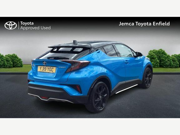 Toyota C-Hr Dynamic 1.8 Hybrid YJ19YGC Black #2