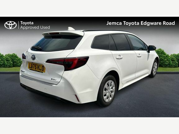 Toyota Corolla Corolla Commercial 1.8 Hybrid White #2