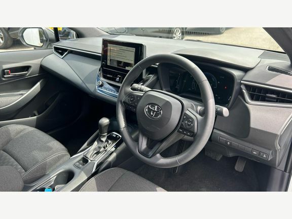 Toyota Corolla Corolla Commercial 1.8 Hybrid White #6