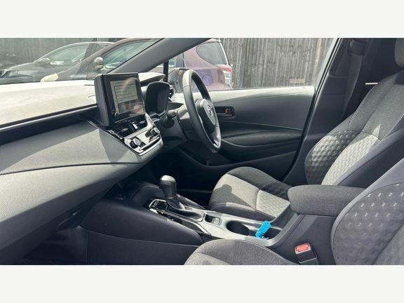 Toyota Corolla Corolla Commercial 1.8 Hybrid White #5