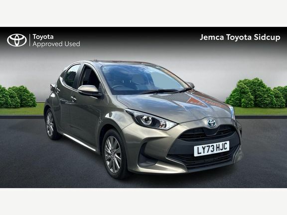 Toyota Yaris Icon Brown