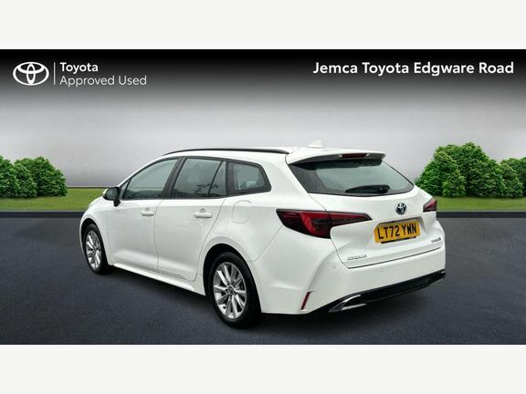 Toyota Corolla Icon 1.8 Ts LT72YWN White #4