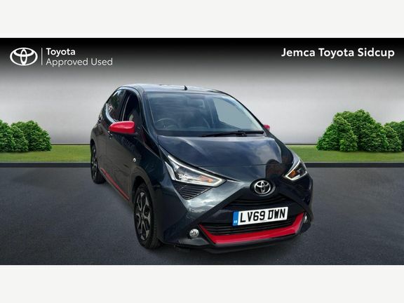 Toyota Aygo X X-trend Mmt Grey