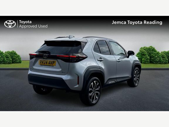 Toyota Yaris Cross Design Fwd RV24AKP Silver #2