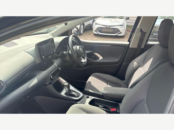 Toyota Yaris Icon LV72VAX Black #5