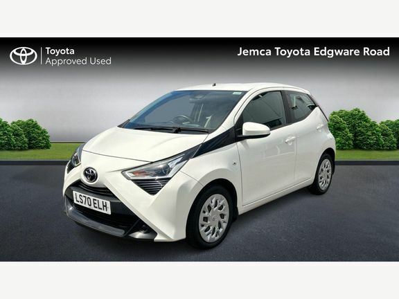 Toyota Aygo X X-play Tss White #3
