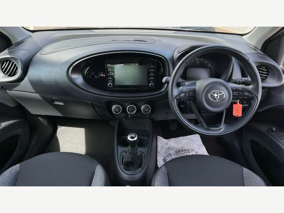 Toyota Aygo X Pure Manual LS72XWE Silver #6