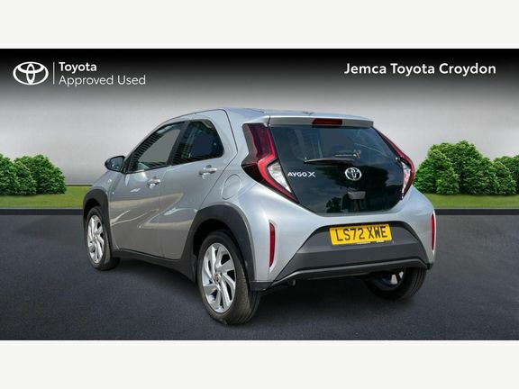 Toyota Aygo X Pure Manual LS72XWE Silver #4
