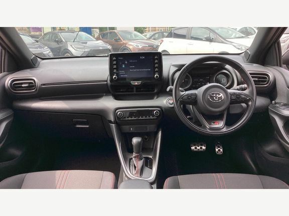 Toyota Yaris Gr Sport Bi-tone LV23EJU White #6