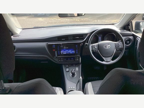 Toyota Auris Icon 1.8 Hybrid RV68EEX Grey #6