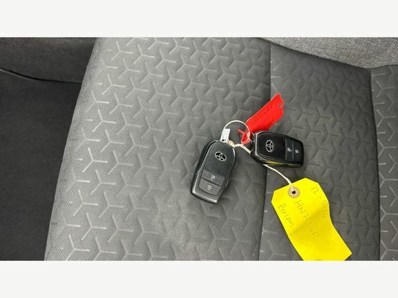 Toyota Yaris Cross Dynamic Blue #27