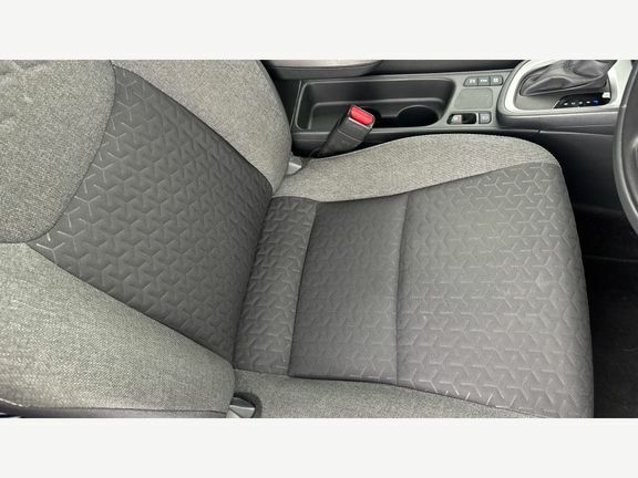 Toyota Yaris Cross Dynamic Blue #17