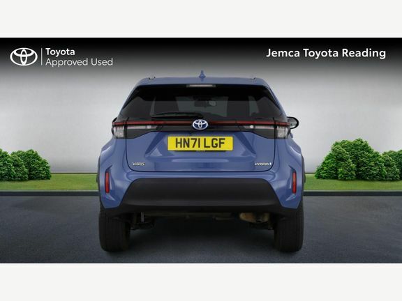 Toyota Yaris Cross Dynamic Blue #26