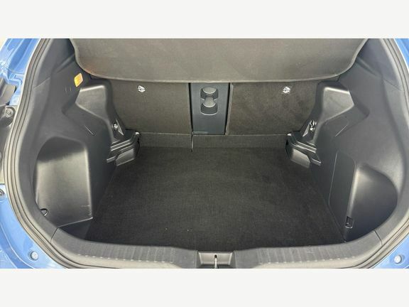 Toyota Yaris Cross Dynamic Blue #13
