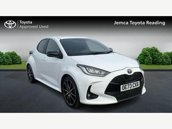 Toyota Yaris Gr Sport White