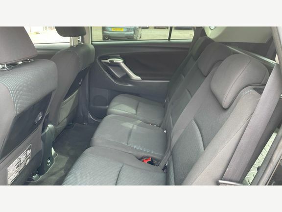 Toyota Verso Mpv Silver #13
