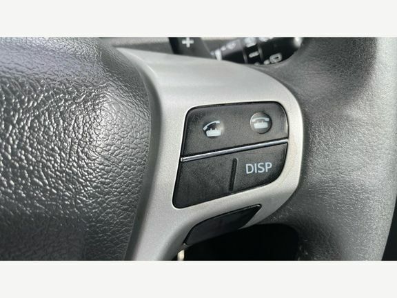 Toyota Verso Mpv Silver #24