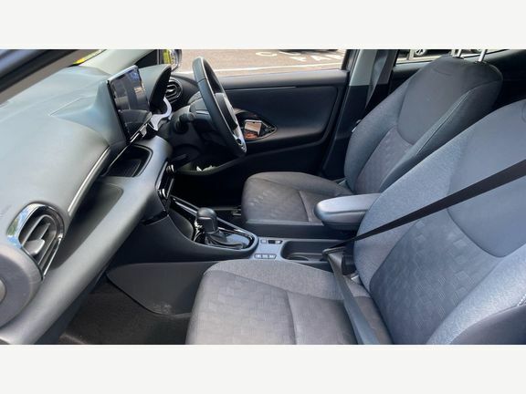 Toyota Yaris Design GY75BDX Grey #4