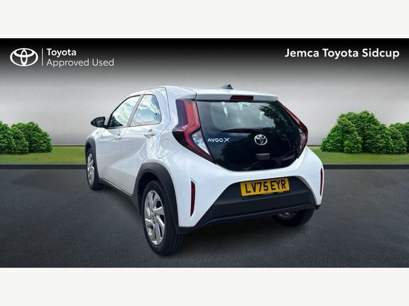 Toyota Aygo X Pure Automatic LV75EYR White #4
