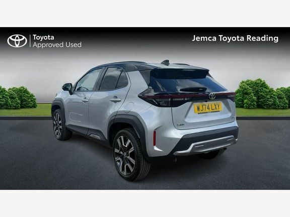 Toyota Yaris Cross Premiere Fwd Pan Roof WJ74LXY Silver #4