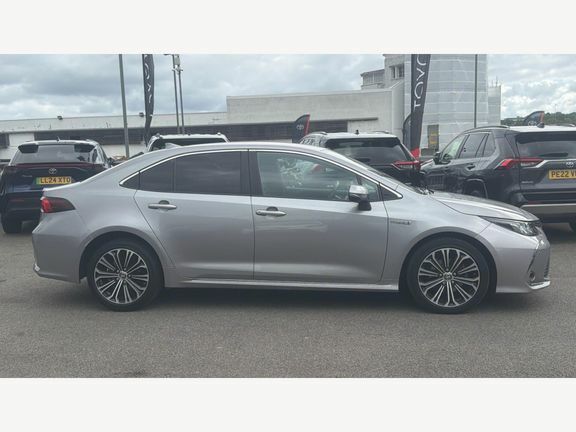 Toyota Corolla 1.8 Vvt-i Hybrid Design Cvt Black #22