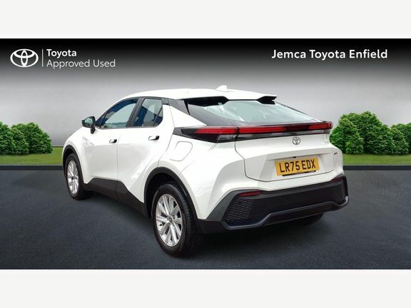 Toyota C-Hr Icon 1.8 Fwd Hv White #4