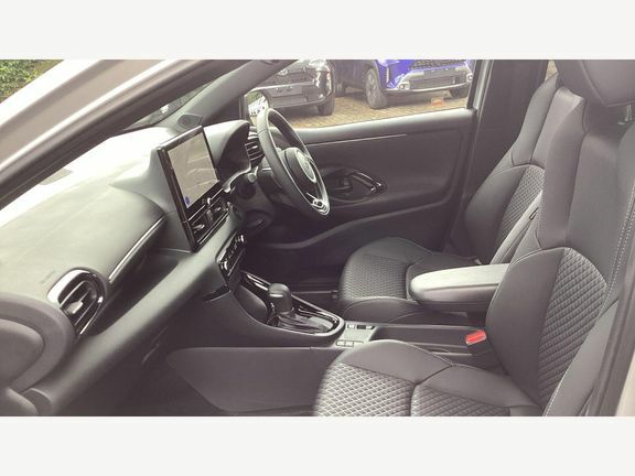 Toyota Yaris Excel Silver #5