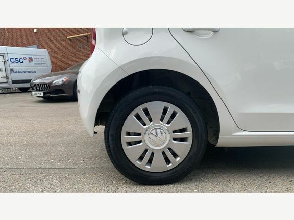 Volkswagen Up Move Up White #24