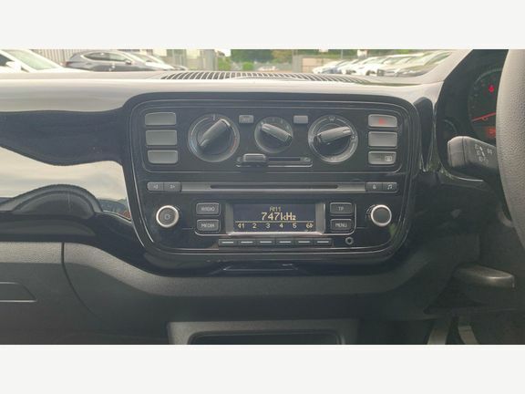 Volkswagen Up Move Up White #9
