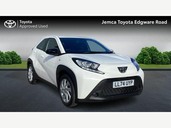 Toyota Aygo X Pure Automatic LL74UYP White