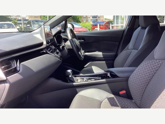 Toyota C-Hr Design 1.8 YG22WTK Black #4