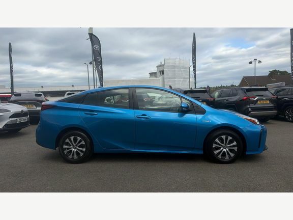 Toyota Prius Saloon Silver #21